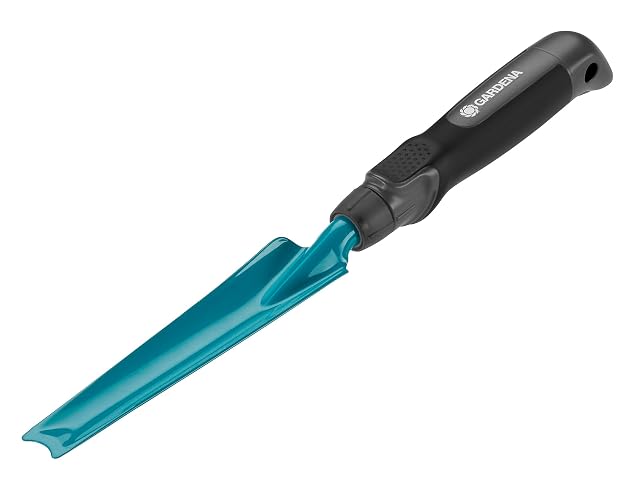 Hand weeding knife with V-shaped tip and ergonomic grip